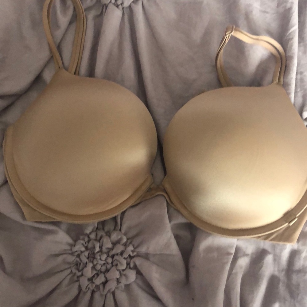 Nude bra